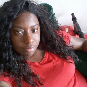 Meet your Posher, Christine